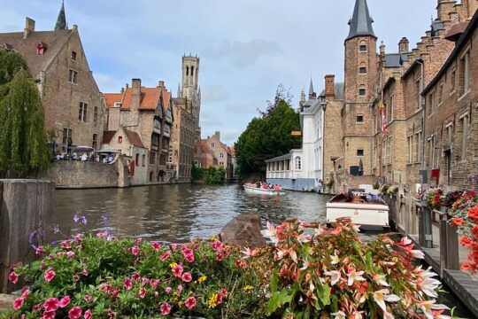 Private Bruges Full-Day Trip by Minivan from Paris