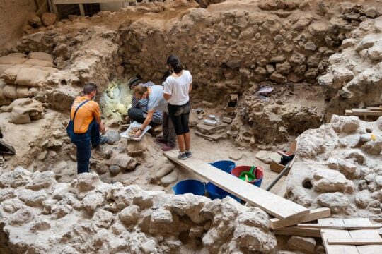 Santorini Semi-Private History & Archeology Tour (up to 8 guests)