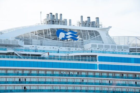 Private transfers to/from Portsmouth International Port and London City Airport