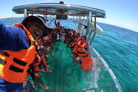 Crystal Boat Tour to Isla Mujeres and Reefs