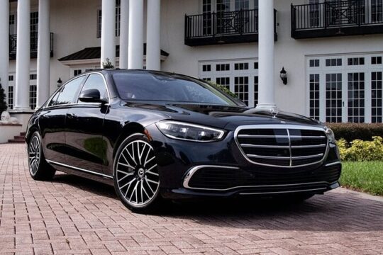 Arrival by Luxury Car from London City Airport to Central London