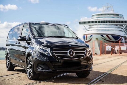 Private Transfer Prague to Vilshofen with stop in Cesky Krumlov