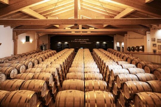 Private Munich Whiskey Distillery-Tour and 3-Course Menu