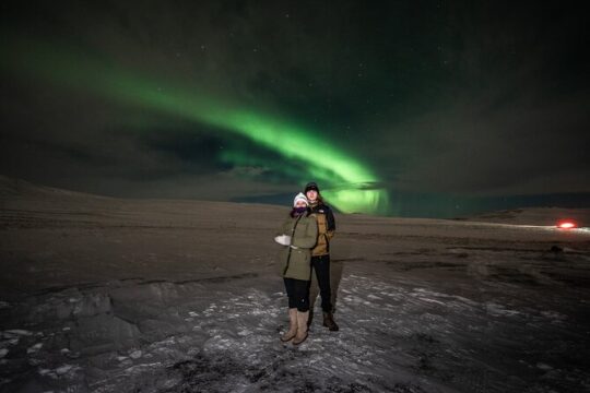 Private Northern Lights in 4x4 - with photographer