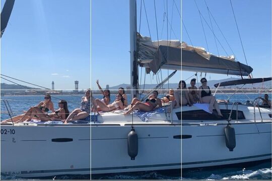 Private sailing and paddlesurfing tour with skipper up to 11 people