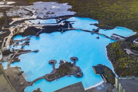 Private Reykjavík - Blue Lagoon roundtrip with 2 hours waiting at Blue Lagoon