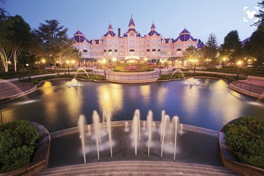 Private Transfer FROM Paris To Disney