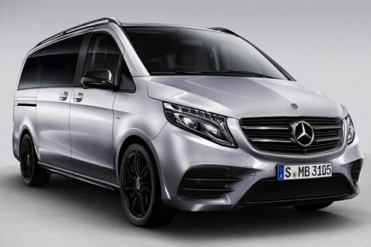Krakow Airport Transfers : Krakow City to Krakow Airport KRK in Luxury Van