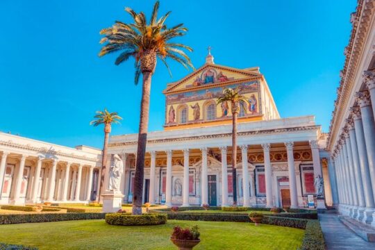 5 hours Private Tour in Catholic Churches of Rome