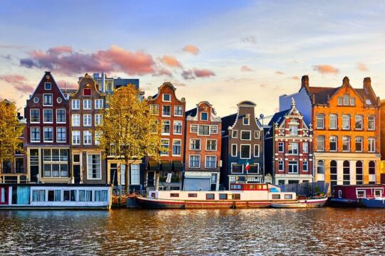 Private Food Tasting and Old Town Tour in Amsterdam
