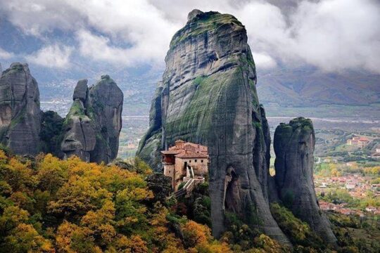 Full Day Tour to Meteora from Thessaloniki