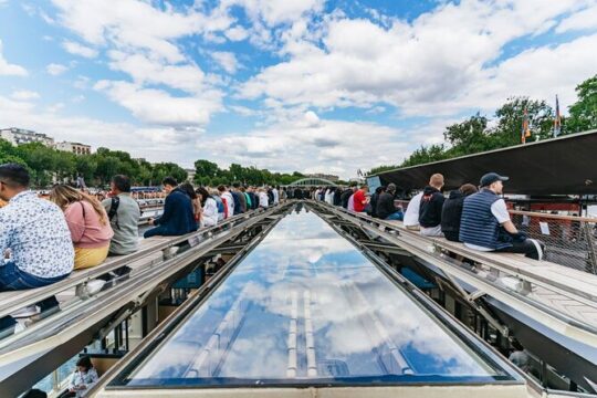 Paris Boat Tour with audioguide