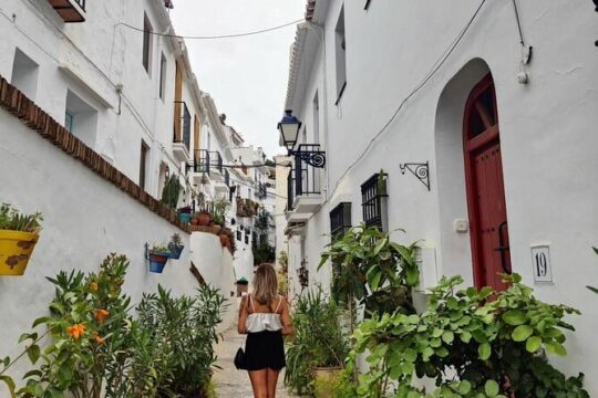 Nerja and Frigiliana Private Daytrip From Granada