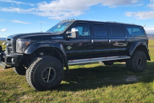 Personalised Private Charter Luxury Super Jeep with Guide Iceland