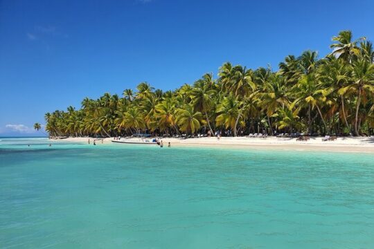 Punta Cana Luxury Yacht Charter - Super Boat for Up to 22 Guests