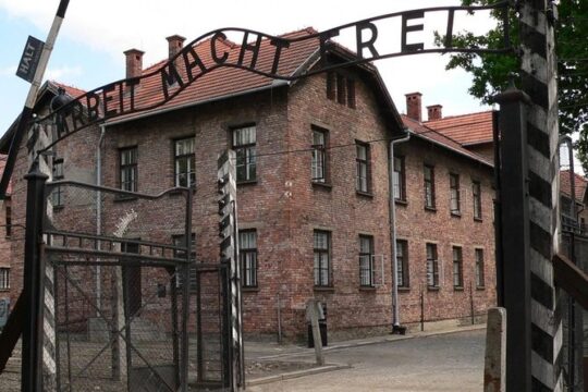 Auschwitz-Birkenau tour from Krakow with private driver