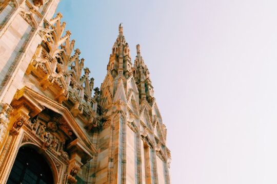 Layover in Milan a Private Tour with a local: Best Highlights of Milan