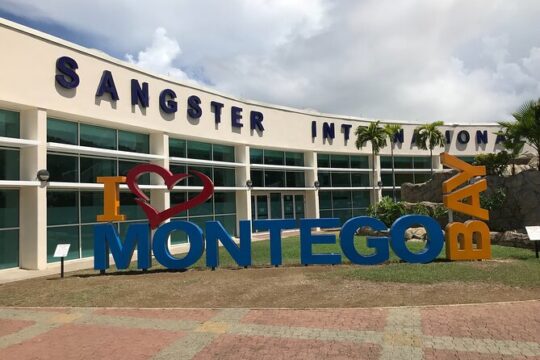 Private Montego Bay Airport/ Port Transfer To Hotels in Falmouth