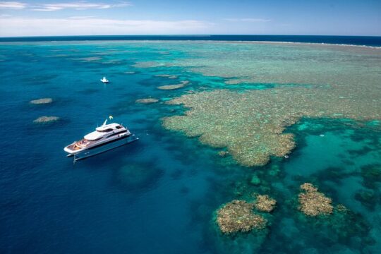 2 Day Great Barrier Reef and Kuranda Scenic Train and Skyrail Tour