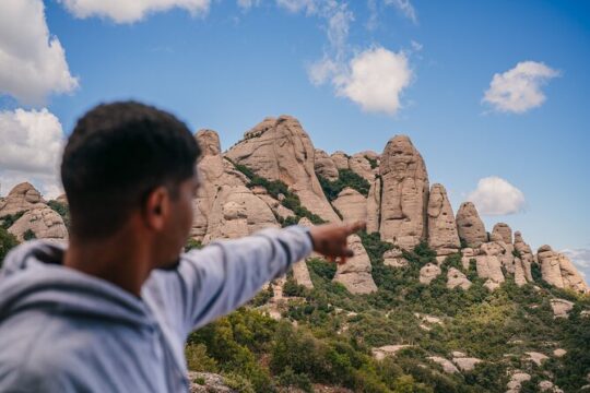 Half-Day Montserrat Tour, Railway Hiking, and Country House Lunch