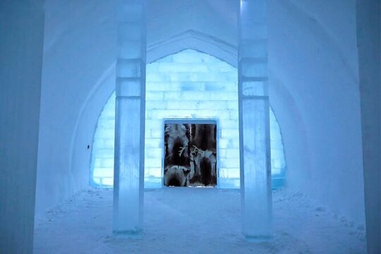 3 Hours Guided Tour to Icehotel and Jukkasjärvi