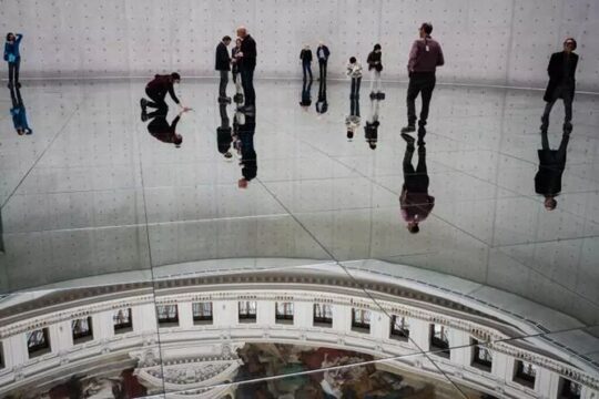 Paris Bourse de commerce Private Tour