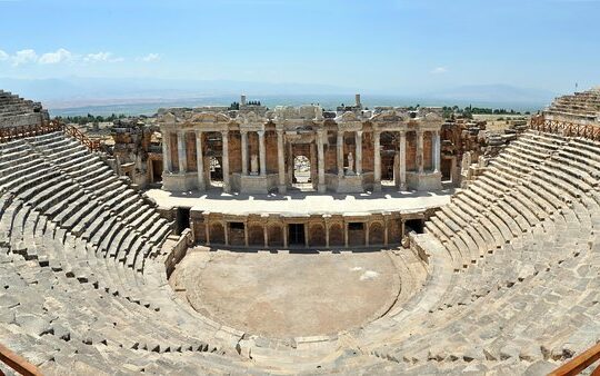 5-Day Aegean Tour from Istanbul: Gallipoli, Troy, Pergamum, Ephesus, Kusadasi, Pamukkale and Hierapolis