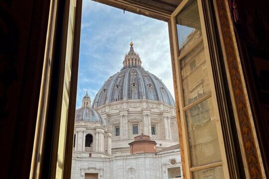 Private Tour on Vatican Museum with Sistine Chapel and Basilica