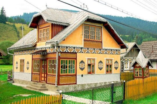 From Bucharest: Romania, Moldova & Transnistria 14-Day Tour