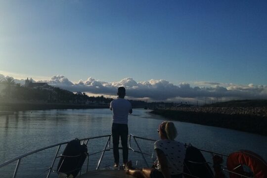 Champagne evening tour to ponta da piedade with drinks &tapas
