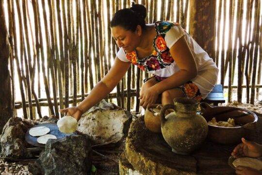 Bacalar Lagoon and Mayan Family Experience Combo Tour