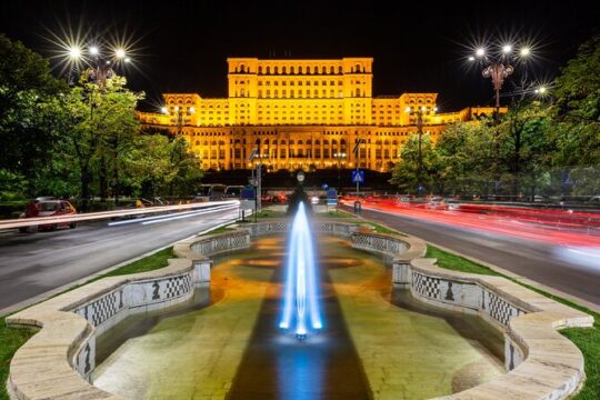 Spanish guided tour at the Palace of Parliament in Bucharest