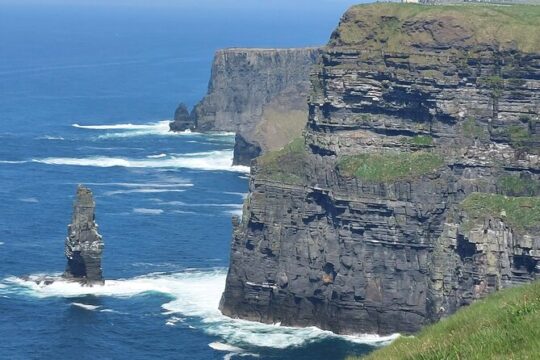 Cliffs of Moher & Bunratty Castle en-route to Galway