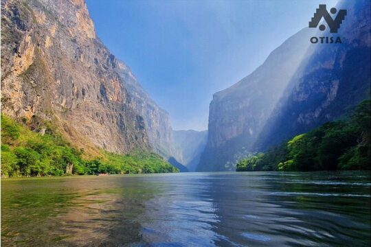 Adventure to the Sumidero Canyon Viewpoints and Chiapa de Corzo