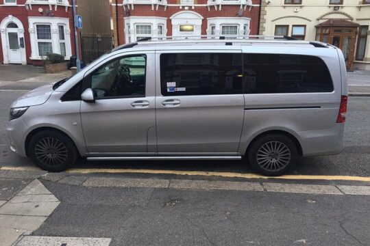 One Way Taxi Transfer from Heathrow Airport to City Airport