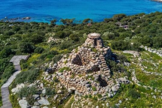 Guided tour to Nuraghe Diana
