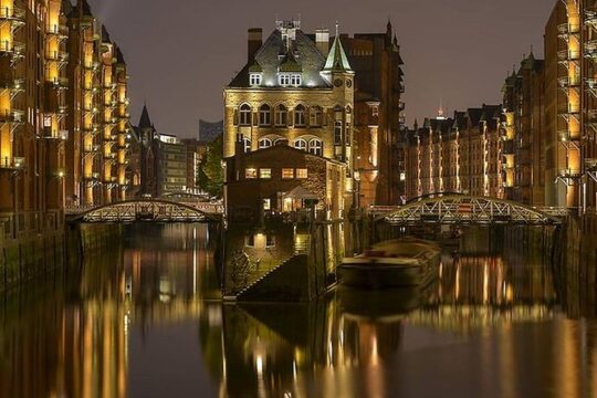 Hamburg Warehouse District and HafenCity Tour