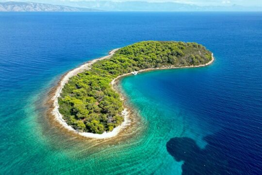Group Speedboat Tour from Makarska: 3 Islands