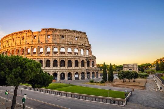 Premium Rome Walking Tour: from Colosseum to the Orange Gardens