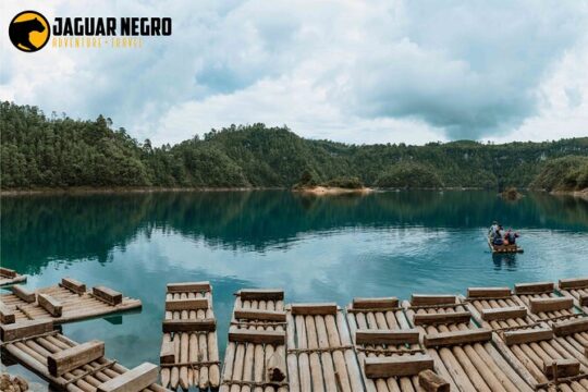 Tour to the Chiflón Waterfall and Montebello Lagoons