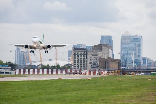 Transfer to/from London City Airport to Central London