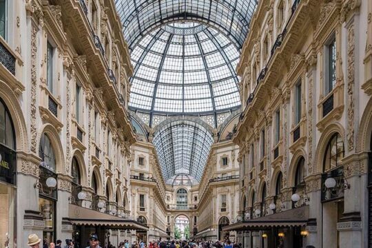 Luxury Private Night Transfer from Milan to Linate Airport