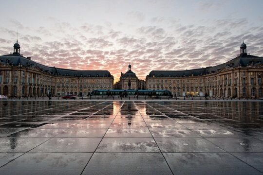 Bordeaux historical walking tour