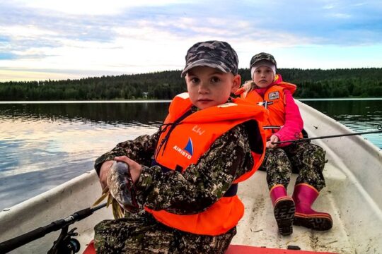 Fishing Trip by Boat in Rovaniemi