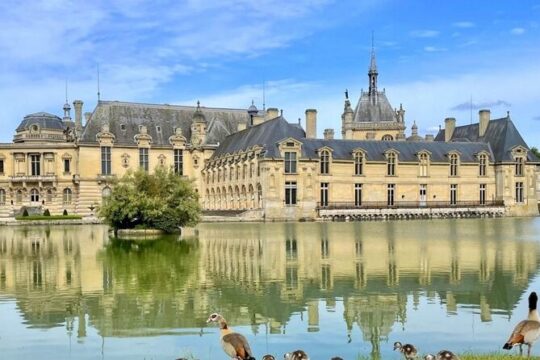 Chateau d'Ecouen and Chateau de Chantilly Private Tour from Paris