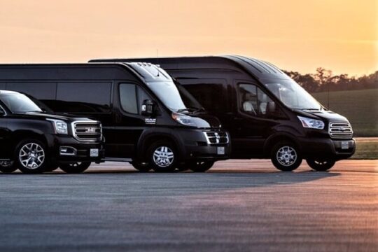 Group Shuttle: Galveston to Houston Airports & Hotels