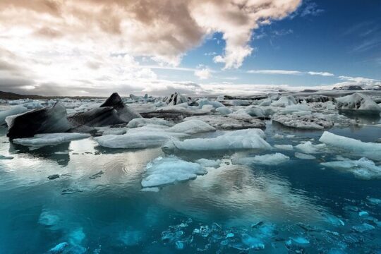 8 Days Guided Iceland Golden Circle and Northern Lights