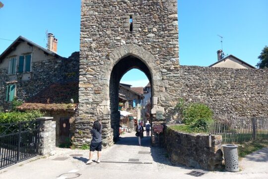4 Hour Private Tour of the Medieval Town of Yvoire near Geneva