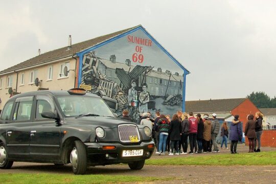 The Troubles and iconic award winning taxi 2hr private cab tour