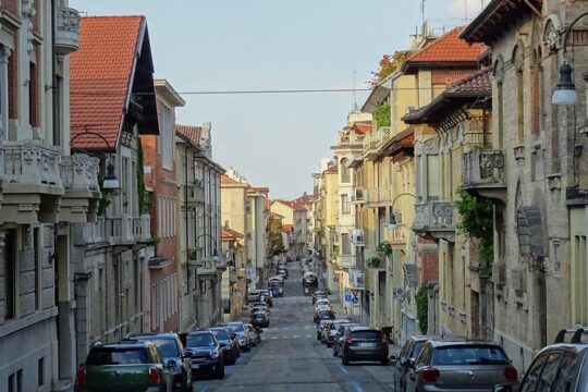 Private Transfer From Milan To Turin With 2 Hour Stop in Vercelli